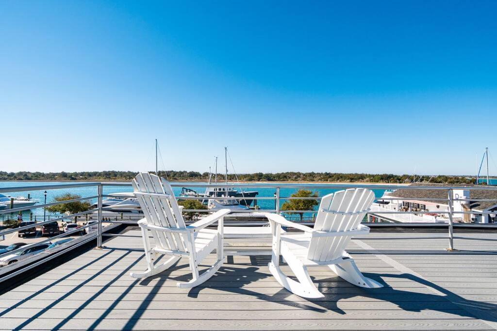 Why Knot Getaway...Rooftop With Waterview! Unit D Beaufort 外观 照片